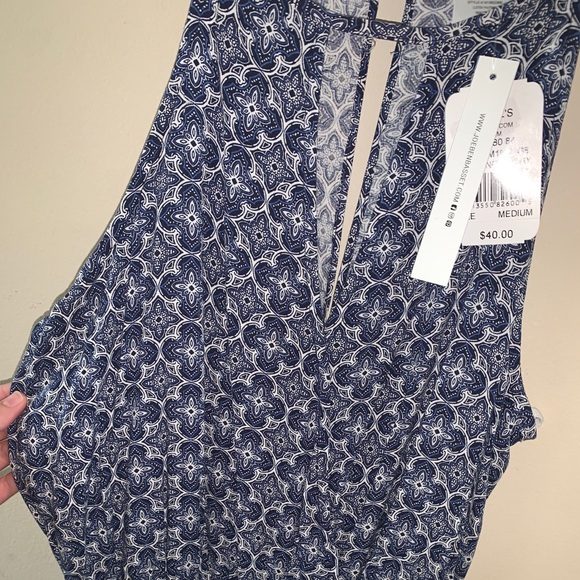 Romper - Picture 2 of 2